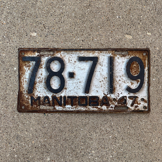 Photo of a 1947 Manitoba License Plate Auto Tag Garage Decor Vintage 78 719