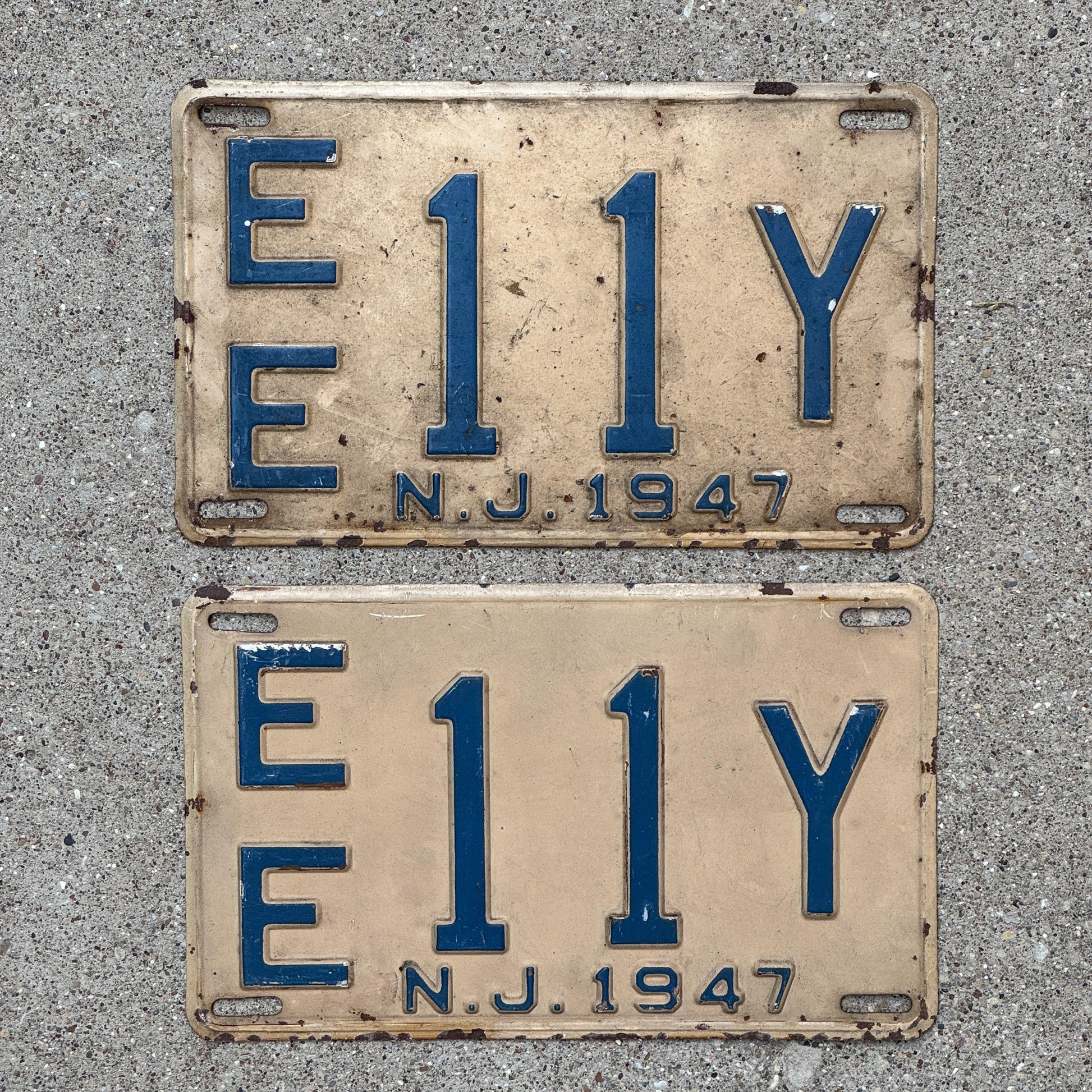 Photo of a 1947 New Jersey License Plate Pair Auto Tag Garage Decor Vintage EE 11 Y