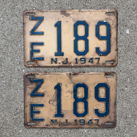 Photo of a 1947 New Jersey License Plate Pair Auto Tag Garage Decor Vintage ZE 189