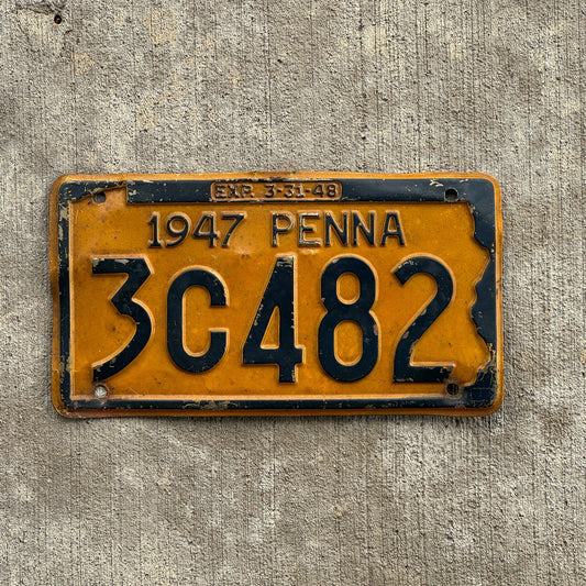 Photo of a 1947 Pennsylvania License Plate Auto Tag Garage Decor Vintage 3C482 with original patina