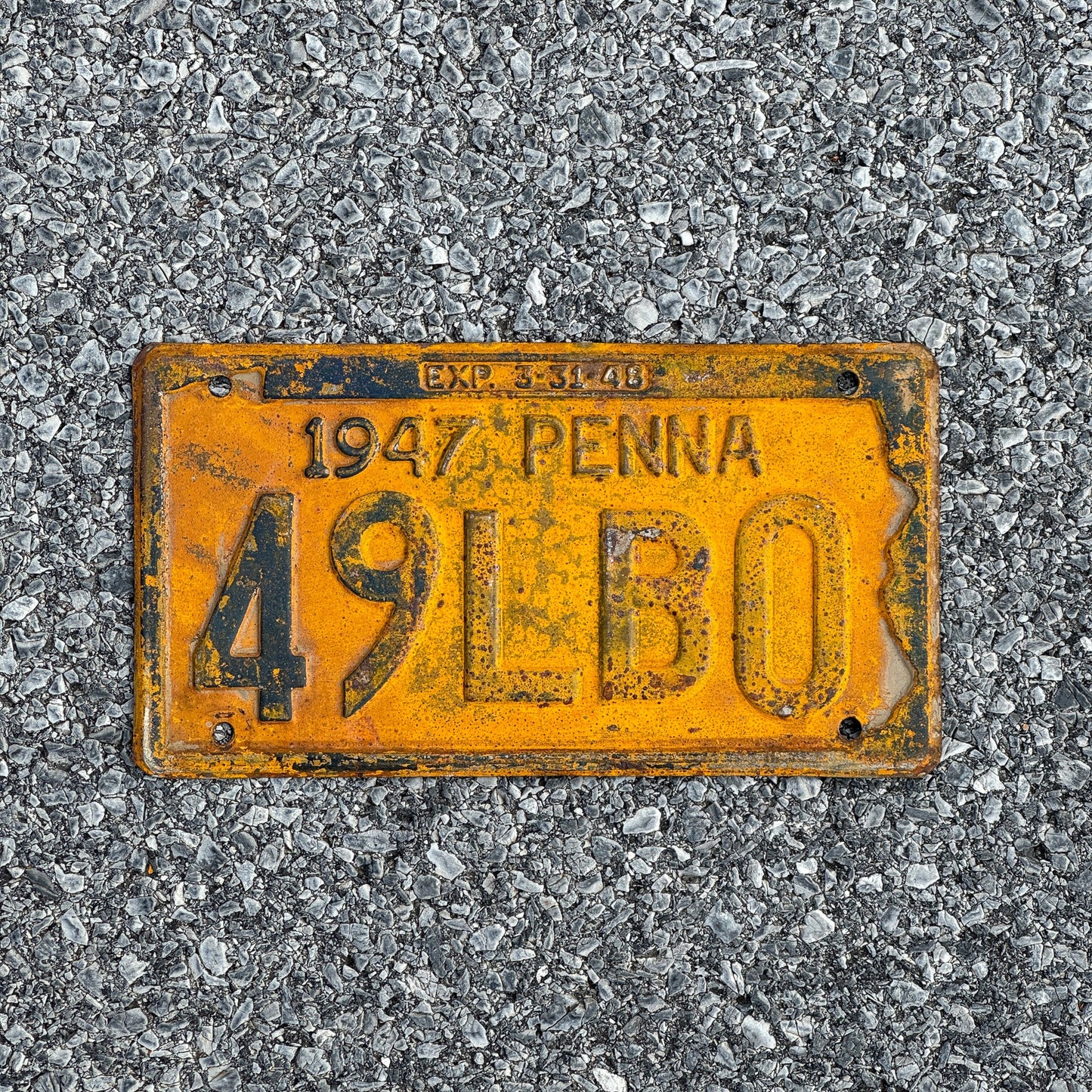 Photo of a 1947 Pennsylvania License Plate Auto Tag Garage Decor Vintage 49LB0