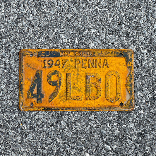 Photo of a 1947 Pennsylvania License Plate Auto Tag Garage Decor Vintage 49LB0
