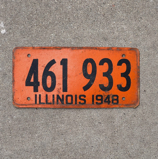 Photo of a 1948 Illinois Fiber board License Plate Auto Tag Garage Decor Vintage 461 933