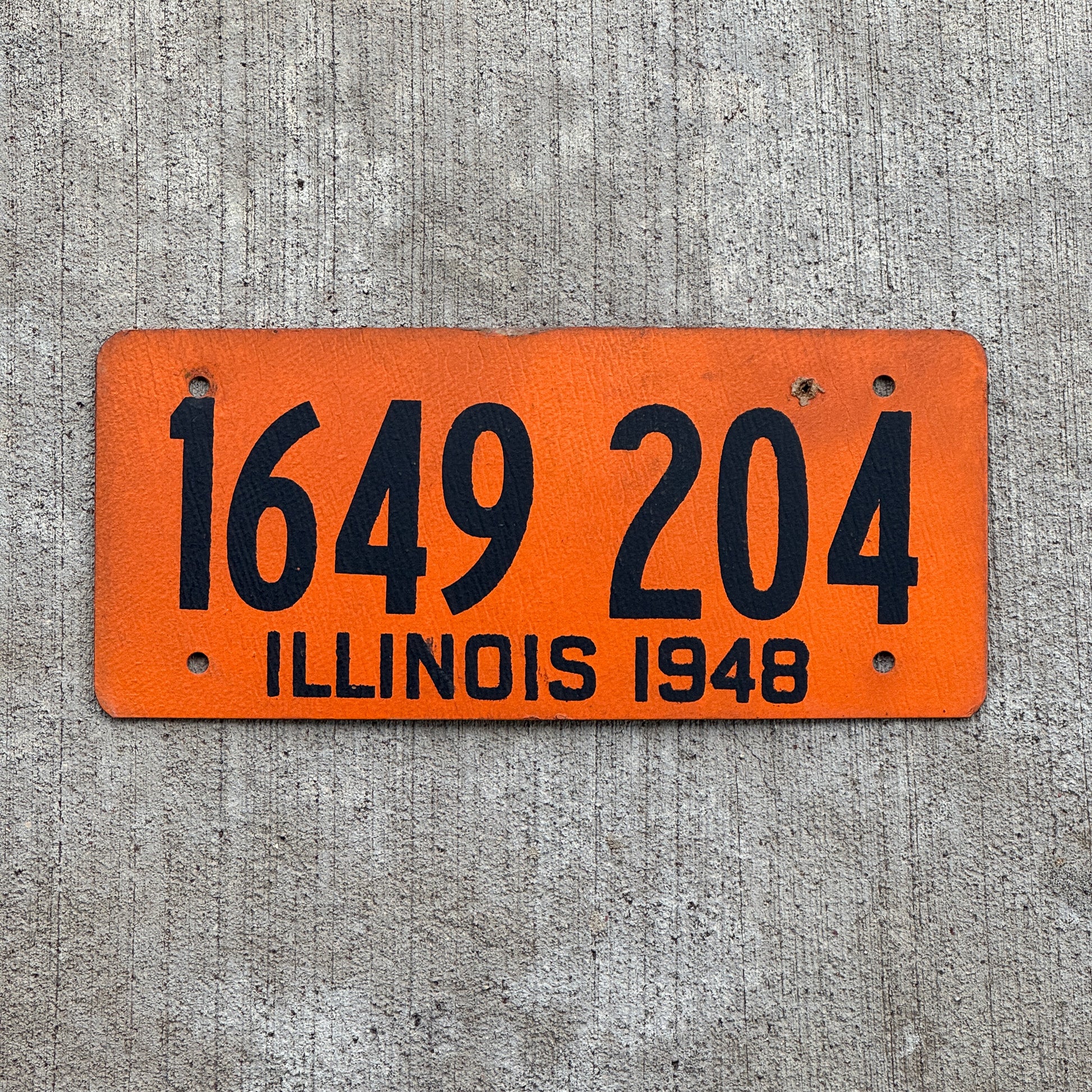 Photo of a 1948 Illinois Fiberboard License Plate Auto Tag Garage Decor Vintage 1649 204 with original patina