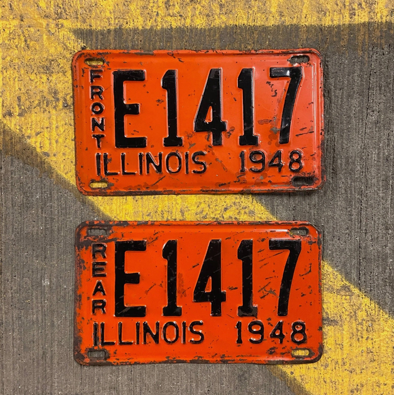 Photo of a 1948 Illinois Truck License Plate Pair Auto Tag Garage Decor Vintage E 1417 with original patina
