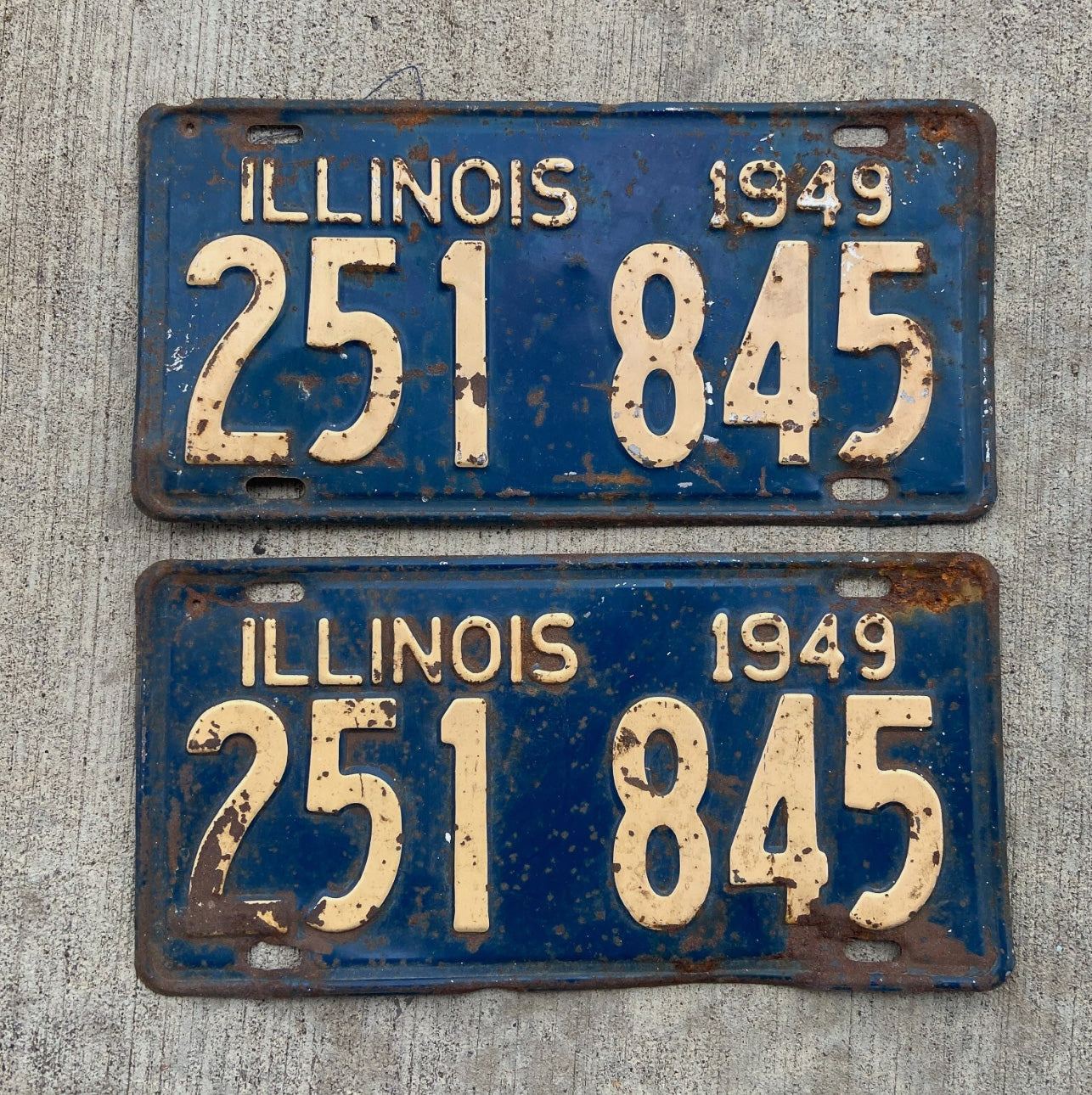 Photo of a 1949 Illinois License Plate Pair Auto Tag Garage Decor Vintage 251845 with original patina