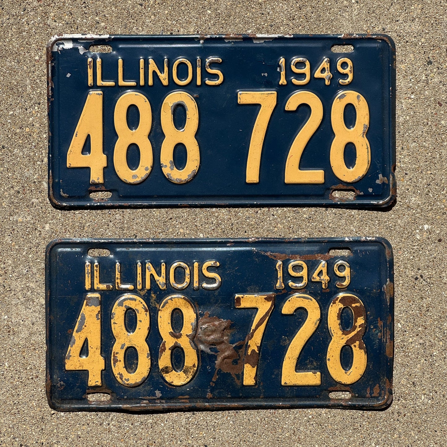 Photo of a 1949 Illinois License Plate Pair Auto Tag Garage Decor Vintage 488 728