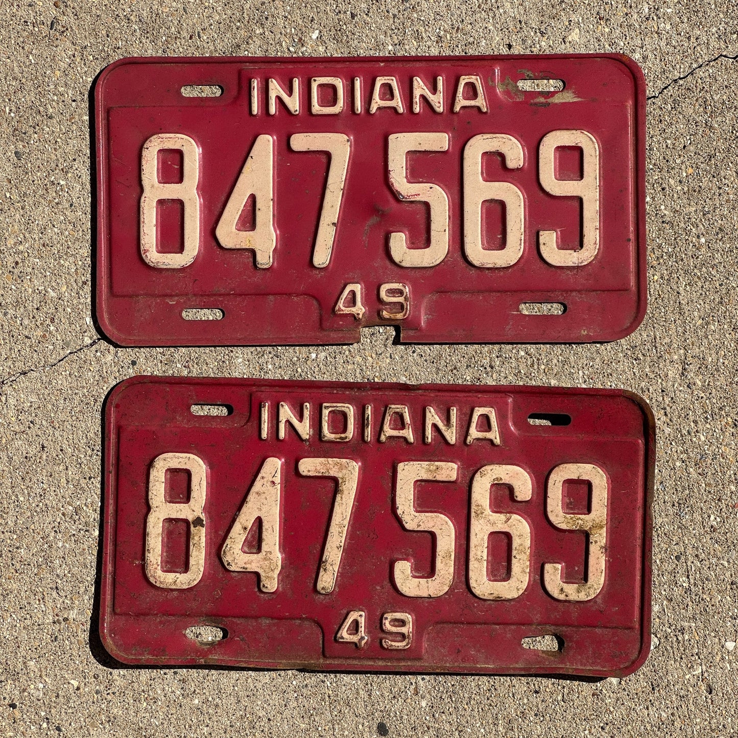 Photo of a 1949 Indiana License Plate Auto Tag Garage Decor Vintage 847 569
