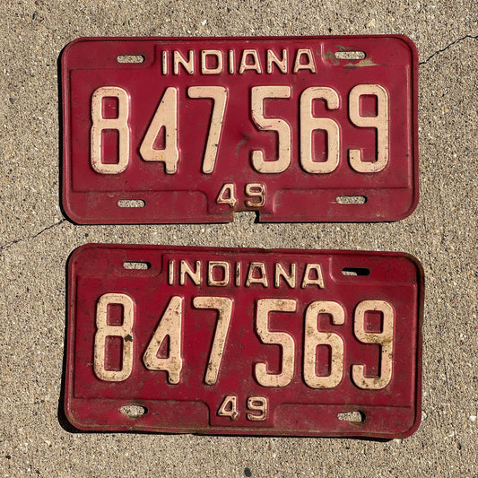 Photo of a 1949 Indiana License Plate Auto Tag Garage Decor Vintage 847 569