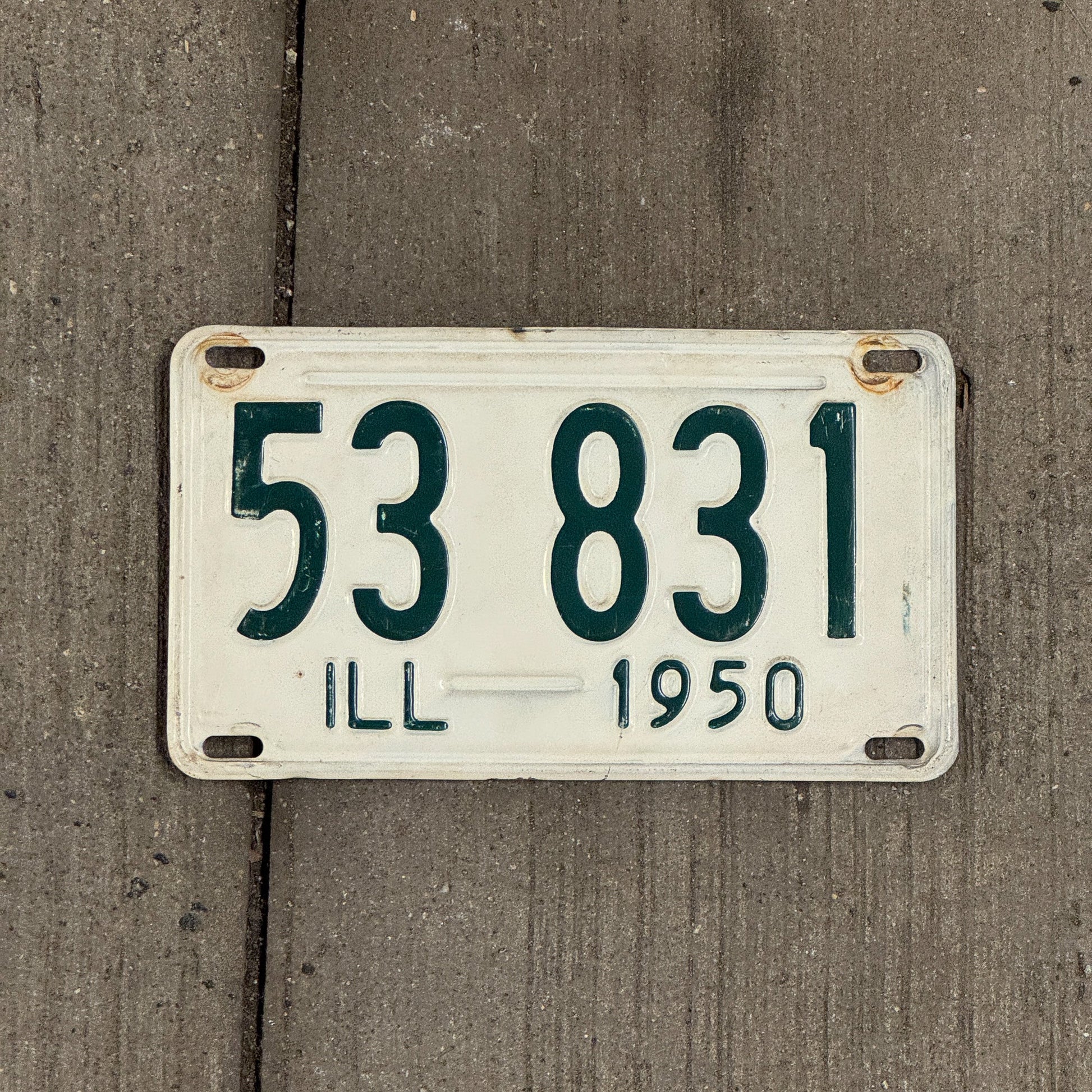 Photo of a 1950 Illinois License Plate Auto Tag Garage Decor Vintage 53 831