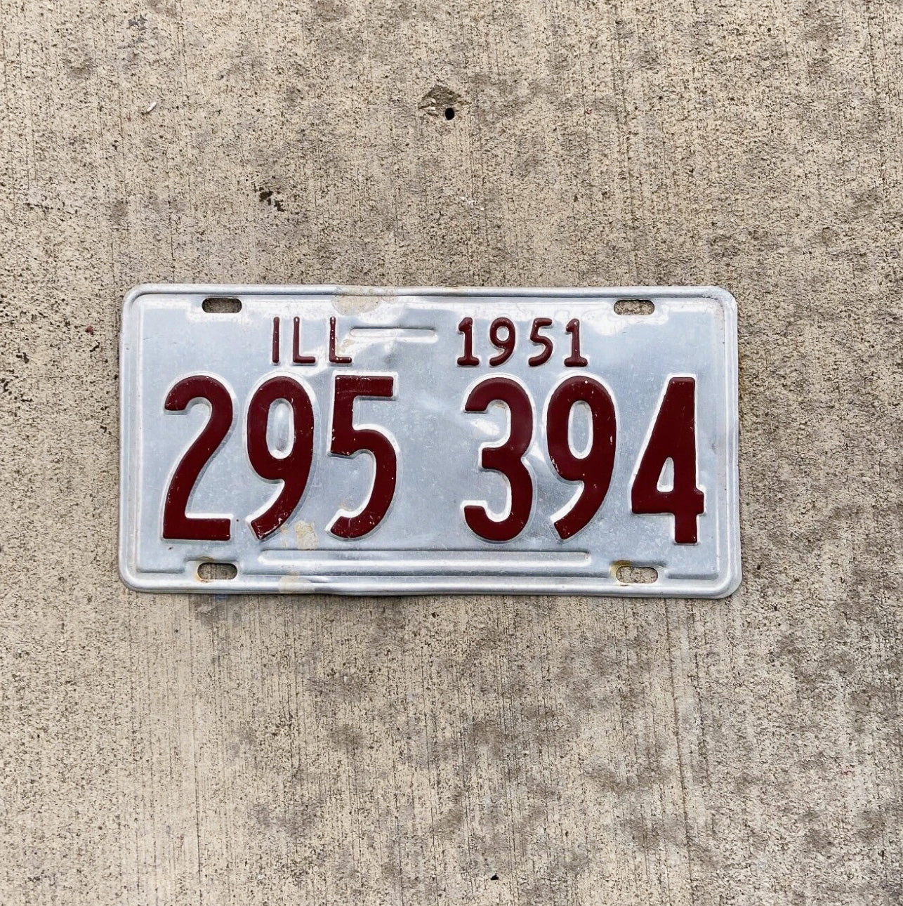 Photo of a 1951 Illinois License Plate Auto Tag Garage Decor Vintage 295394 with original patina