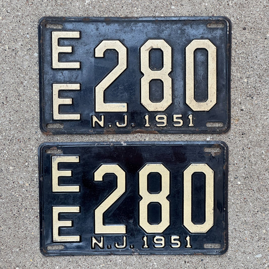 Photo of a 1951 New Jersey License Plate Pair Auto Tag Garage Decor Vintage EE 280