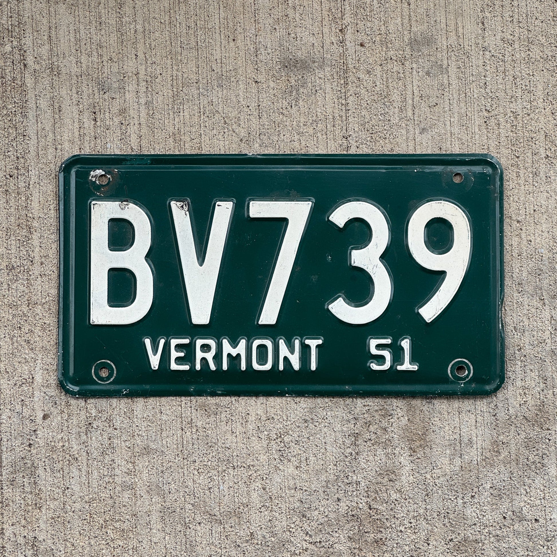 Photo of a 1951 Vermont License Plate Auto Tag Garage Decor Vintage BV 739 with original patina