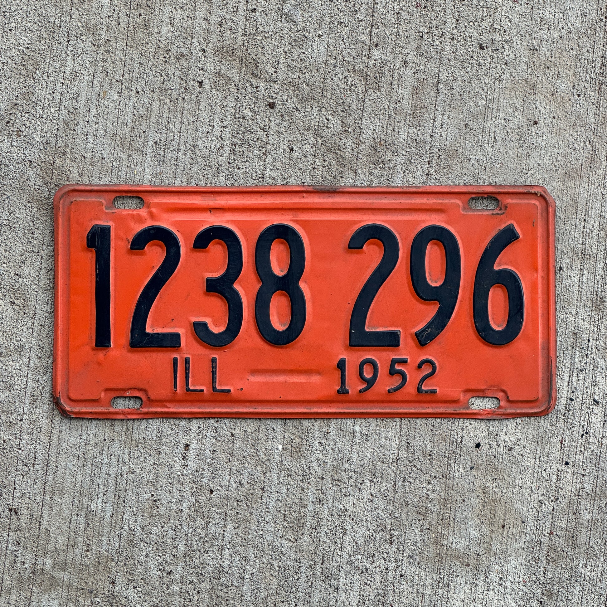 Photo of a 1952 Illinois License Plate Auto Tag Garage Decor Vintage 1 238 296 with original patina