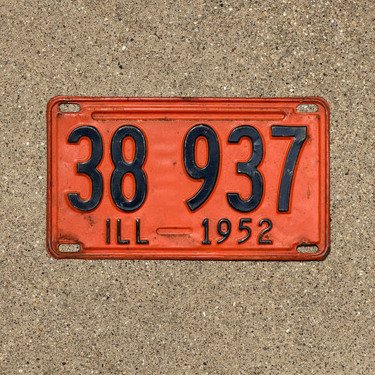 Photo of a 1952 Illinois License Plate Auto Tag Garage Decor Vintage 38 937