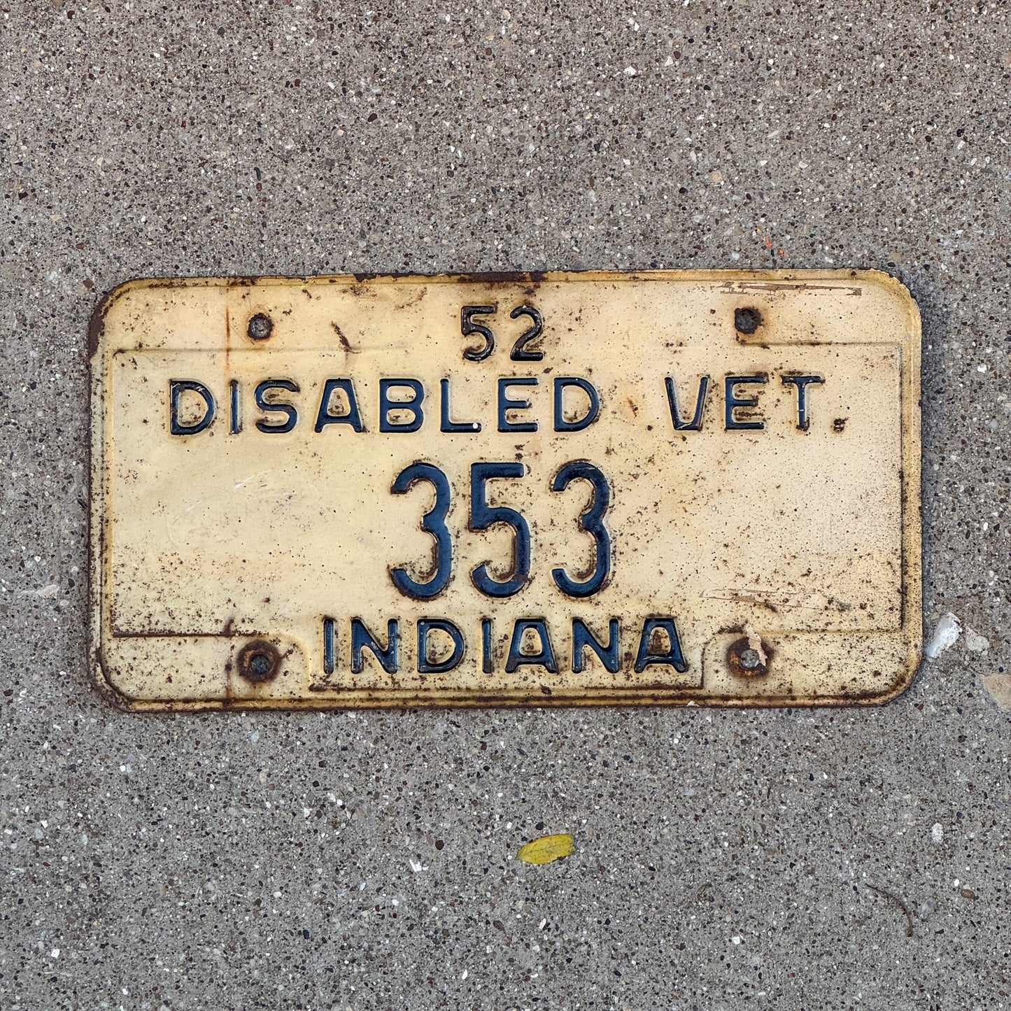 Photo of a 1952 Indiana Disabled Veteran License Plate Auto Tag Garage Decor Vintage DAV 353 with original patina
