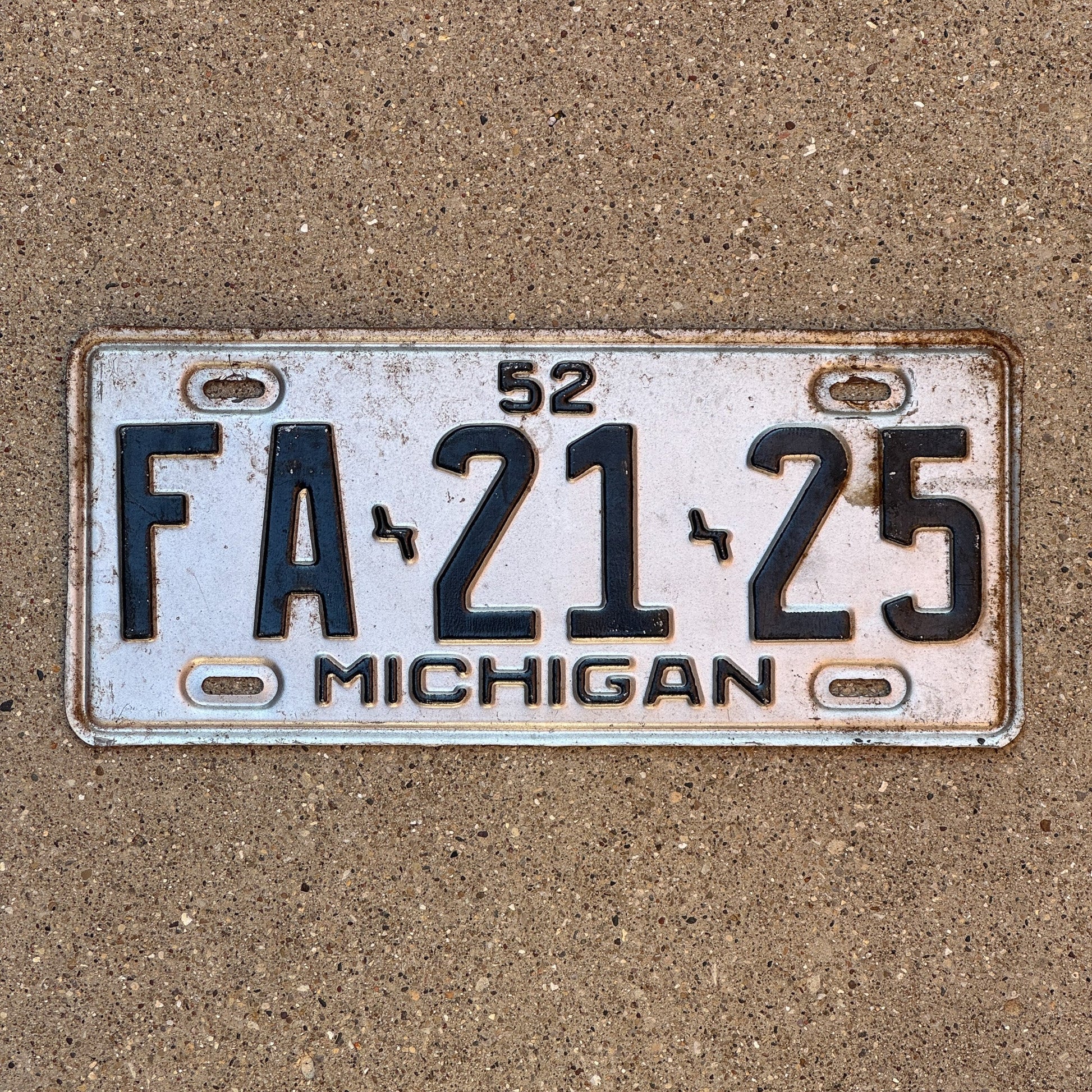 Photo of a 1952 Michigan License Plate Auto Tag Garage Decor Vintage FA 2125