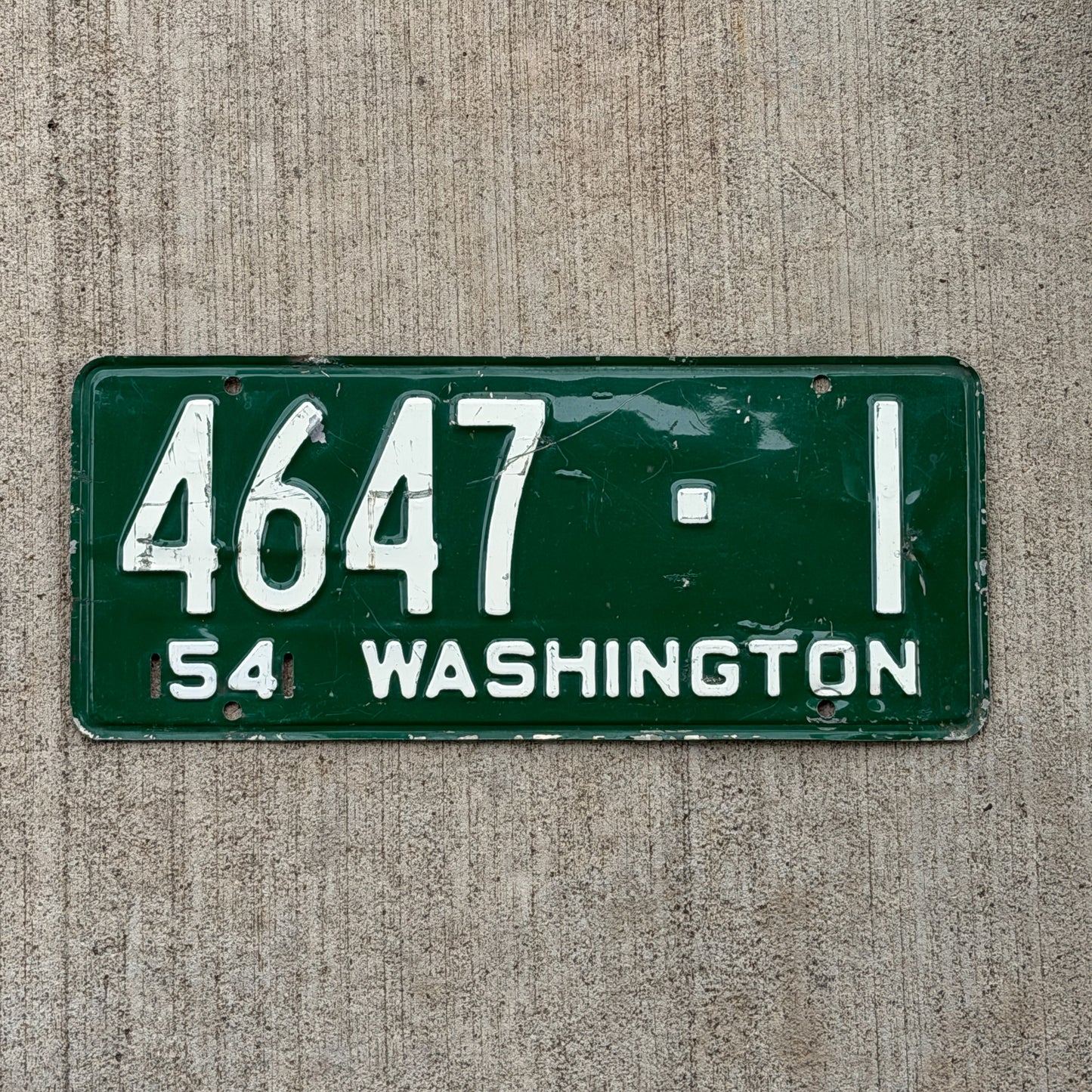 Photo of a 1954 Washington License Plate Auto Tag Garage Decor Vintage 4647 I with original patina