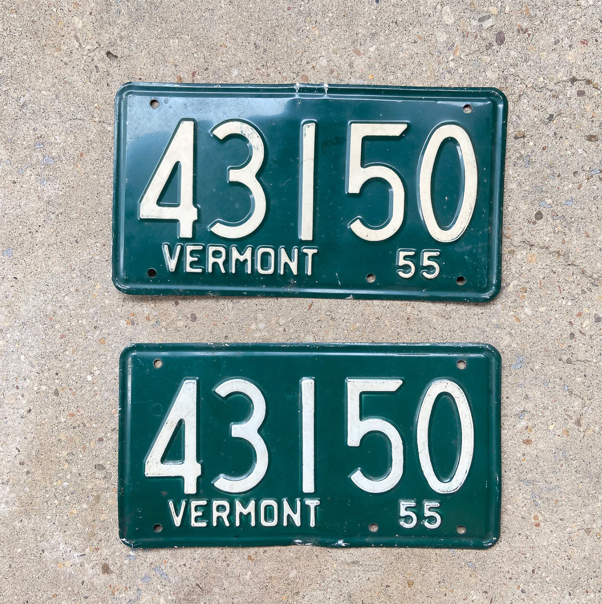 Photo of a 1955 Vermont License Plate Pair Auto Tag Garage Decor Vintage 43150 with original patina