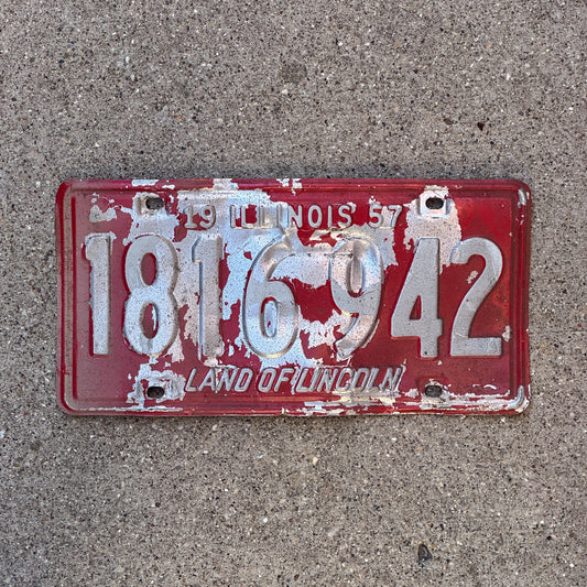 Photo of a 1957 Illinois License Plate Auto Tag Garage Decor Vintage 1 816 942 with original patina