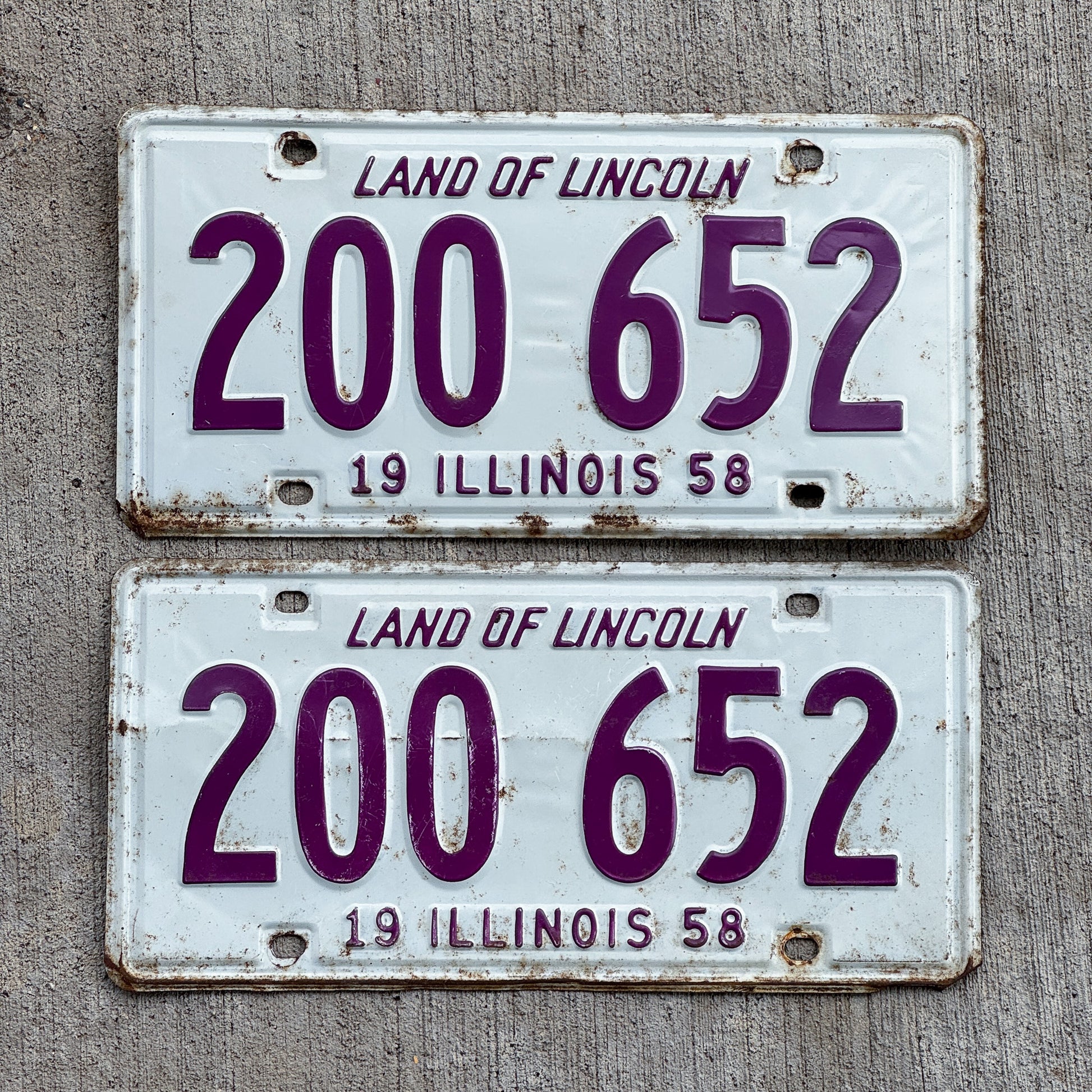 Photo of a 1958 Illinois License Plate Pair Auto Tag Garage Decor Vintage 200 652 with original patina