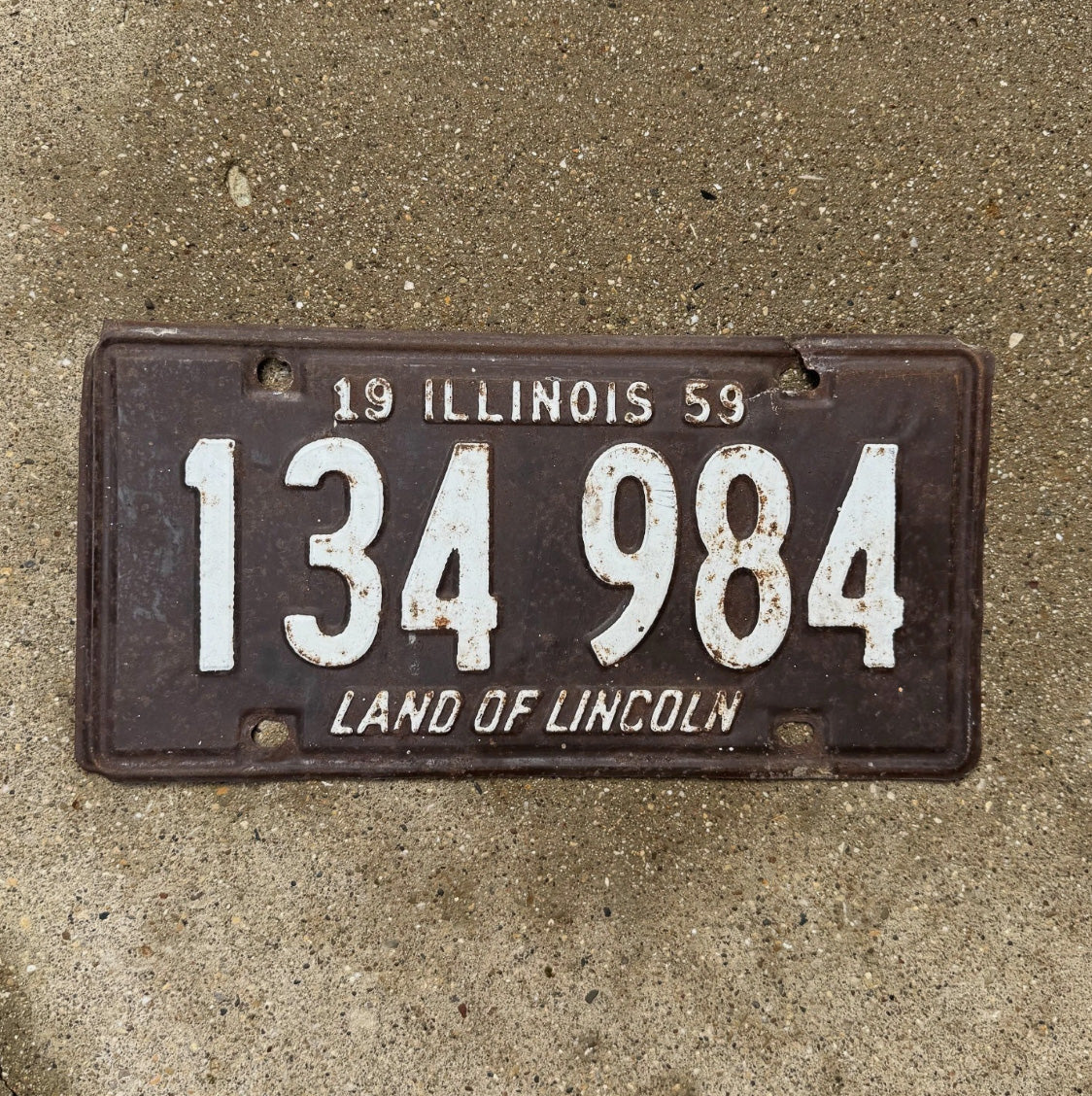 Photo of a 1959 Illinois License Plate Auto Tag Garage Decor Vintage 134 984