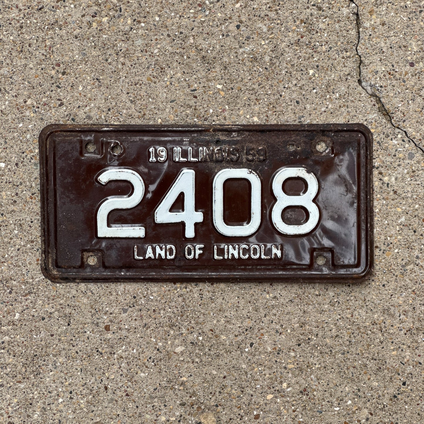 Photo of a 1959 Illinois Motorcycle License Plate Auto Tag Garage Decor Vintage 2408
