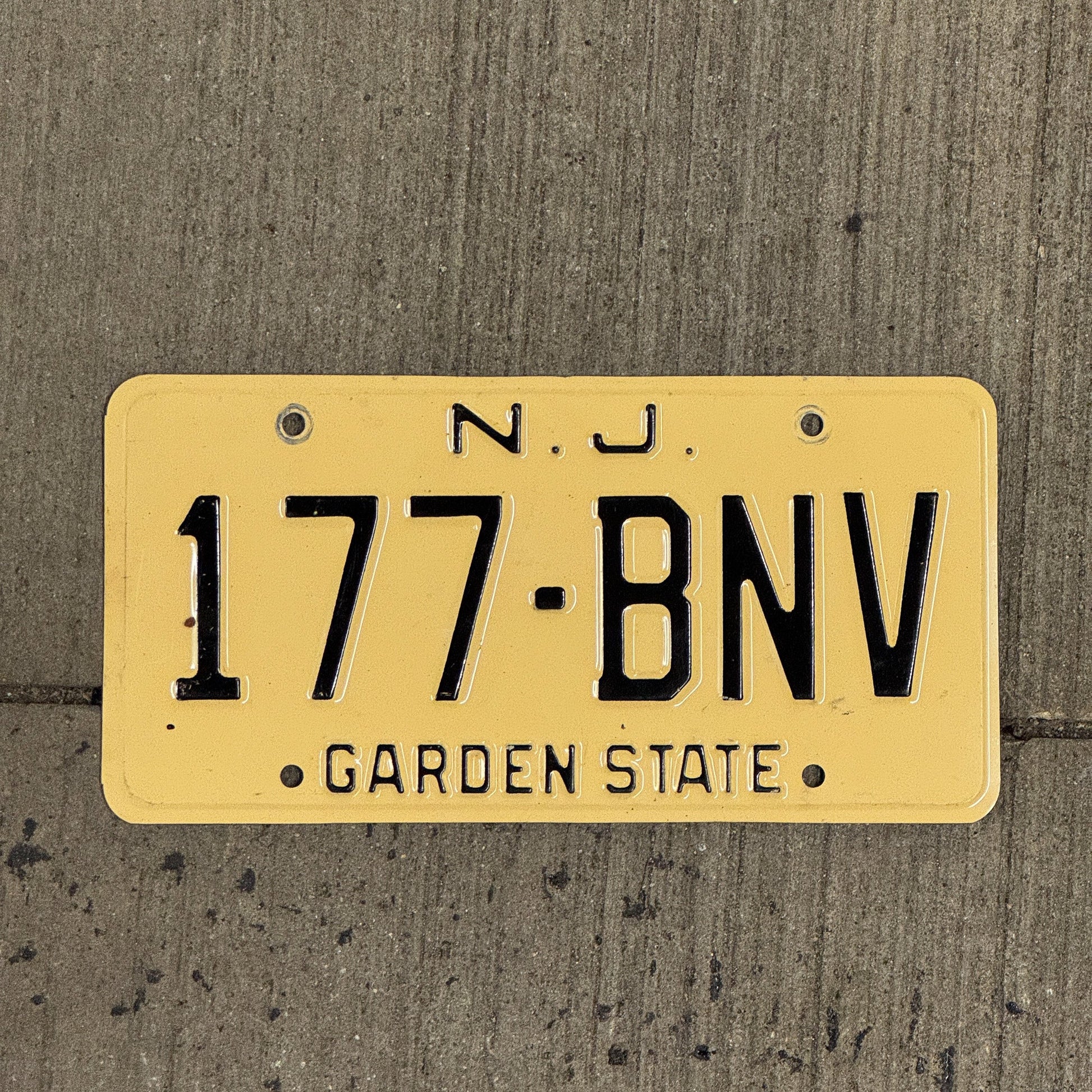 Photo of a 1959 New Jersey License Plate Auto Tag Garage Decor Vintage Garden State 177 BNV