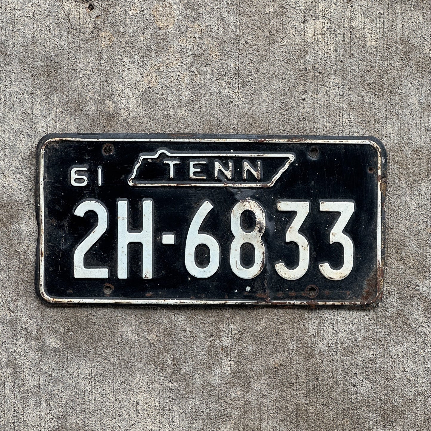 Photo of a 1961 Tennessee License Plate Auto Tag Garage Decor Vintage 2H 6833 with original patina