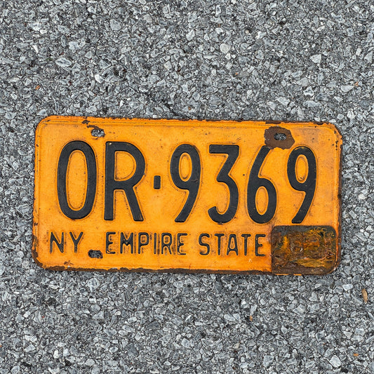 Photo of a 1962 1963 New York License Plate Auto Tag Garage Decor Vintage OR 9369