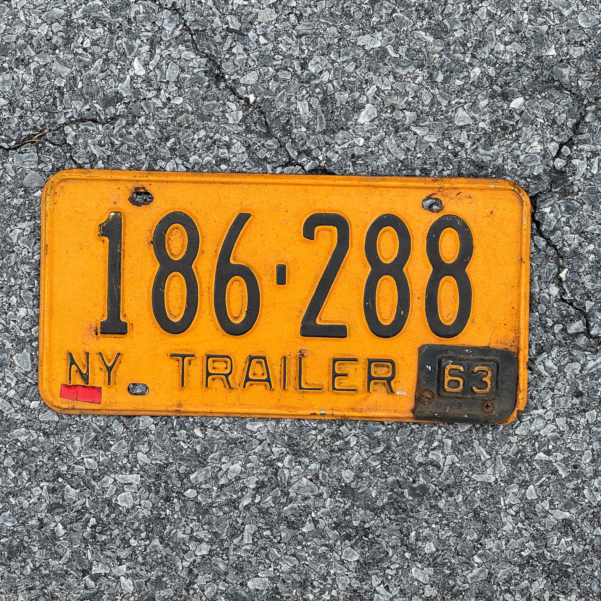 Photo of a 1962 1963 New York Trailer License Plate Auto Tag Garage Decor Vintage 186 288