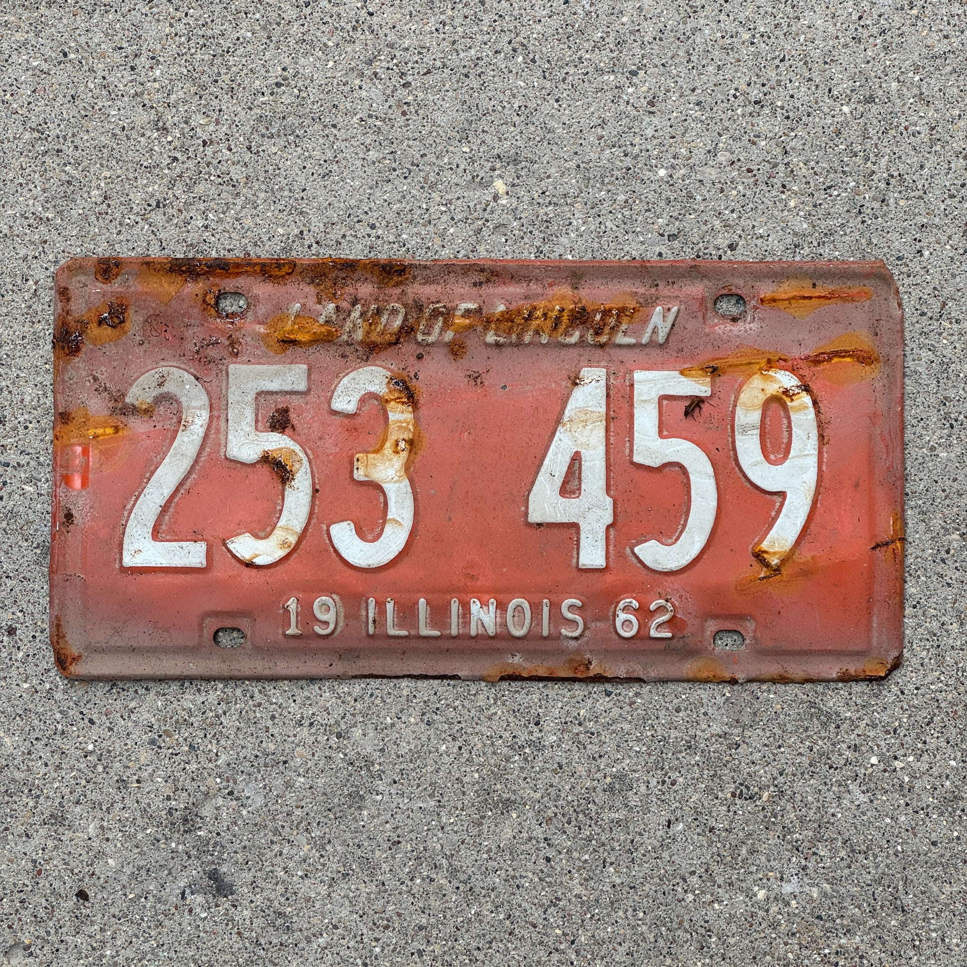 Photo of a 1962 Illinois License Plate Auto Tag Garage Decor Vintage 253 459 with original patina