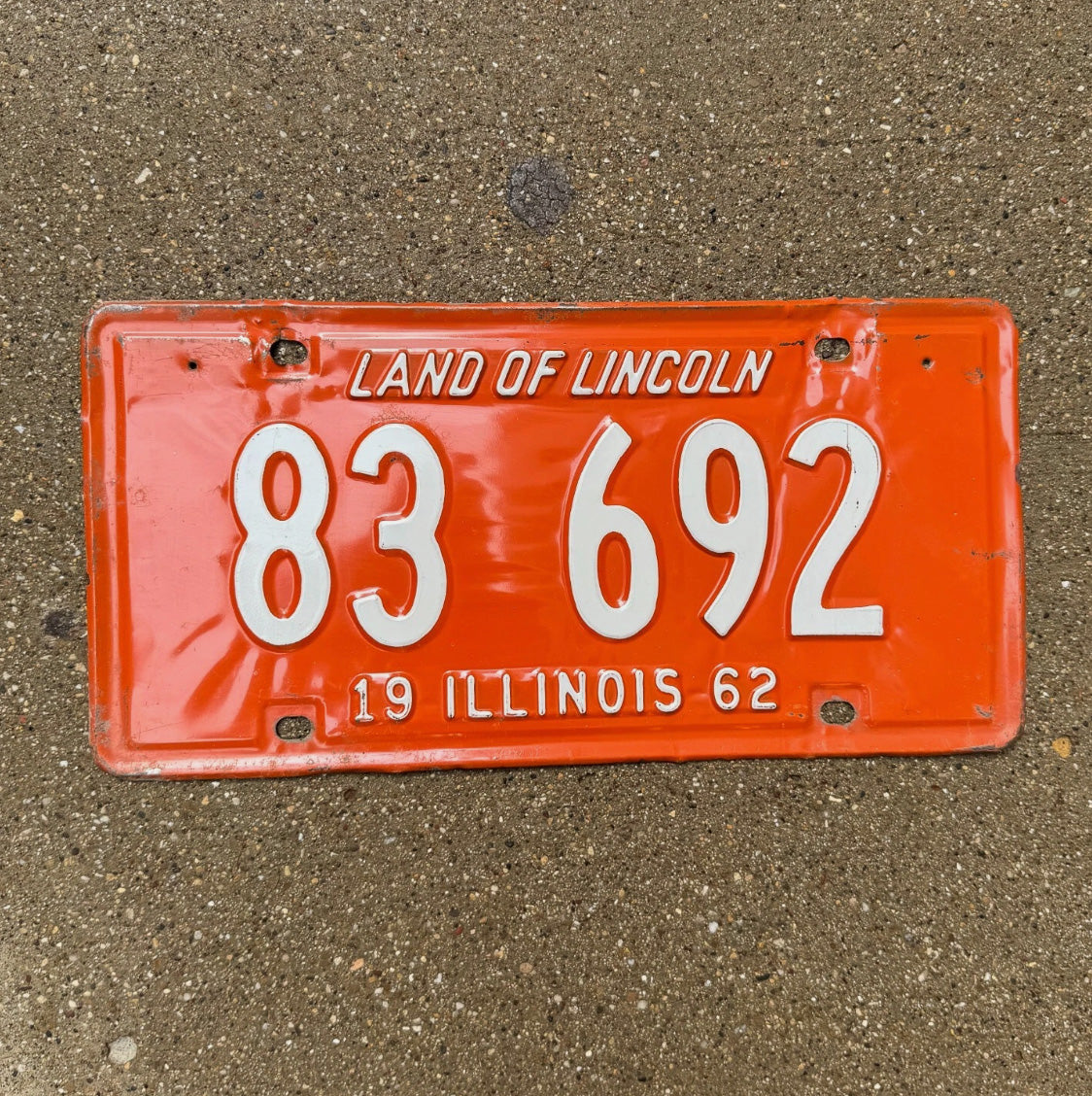 Photo of a 1962 Illinois License Plate Auto Tag Garage Decor Vintage 83 692