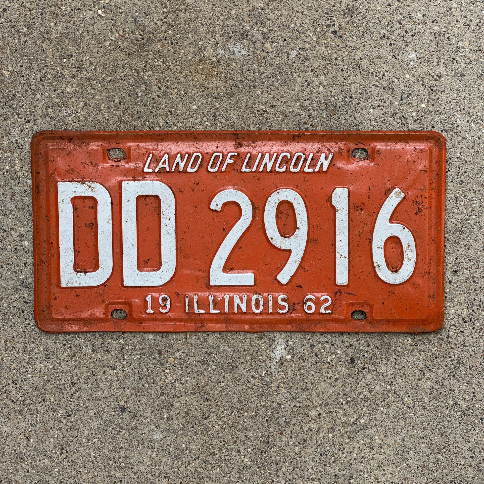 Photo of a 1962 Illinois License Plate Auto Tag Garage Decor Vintage DD 2916 with original patina