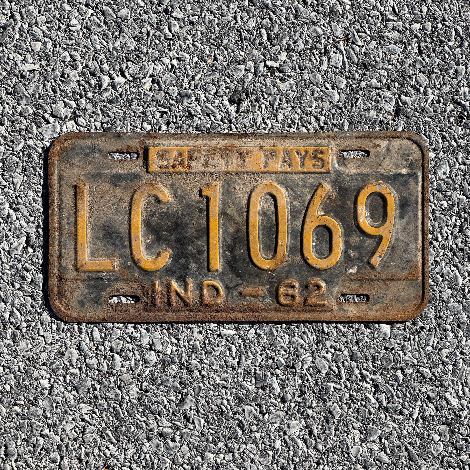 Photo of a 1962 Indiana License Plate Auto Tag Garage Decor Vintage LC1069