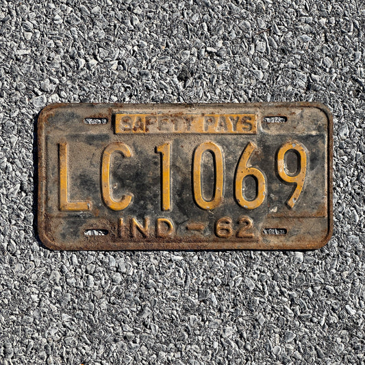 Photo of a 1962 Indiana License Plate Auto Tag Garage Decor Vintage LC1069