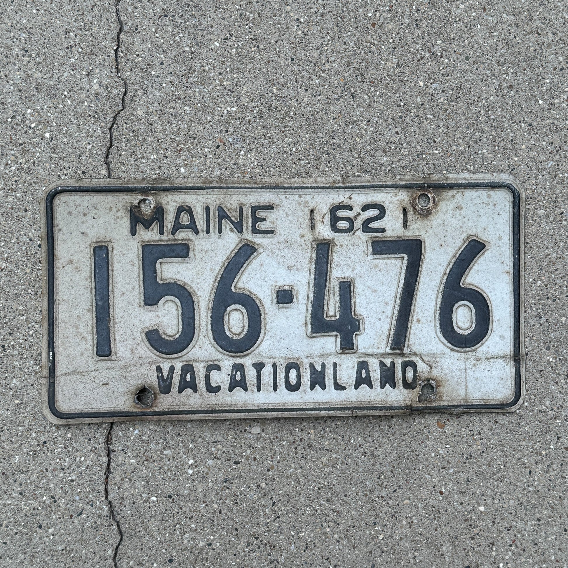 Photo of a 1962 Maine License Plate Auto Tag Garage Decor Vintage 156 476 with original patina