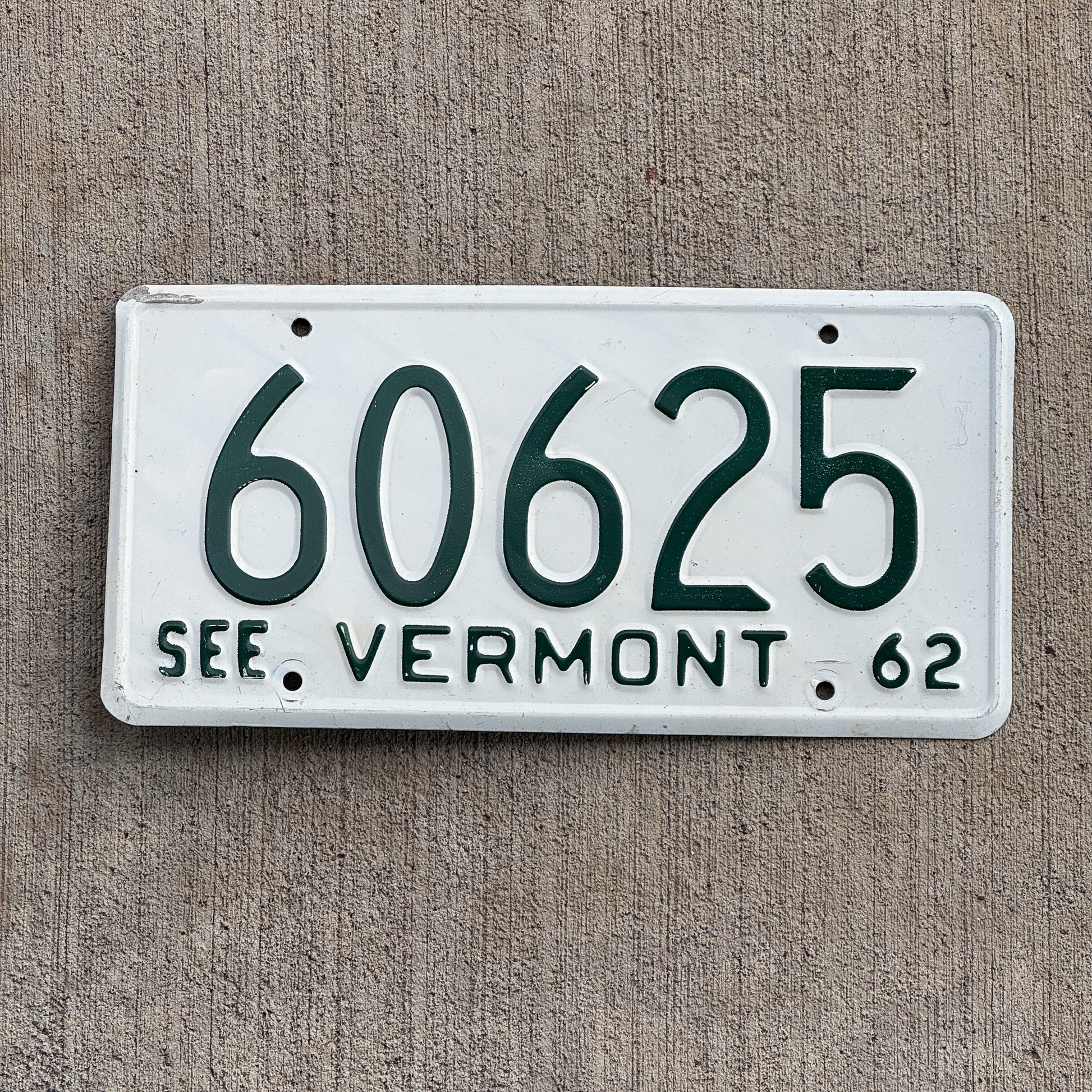 Photo of a 1962 Vermont License Plate Auto Tag Garage Decor Vintage 60625 with original patina