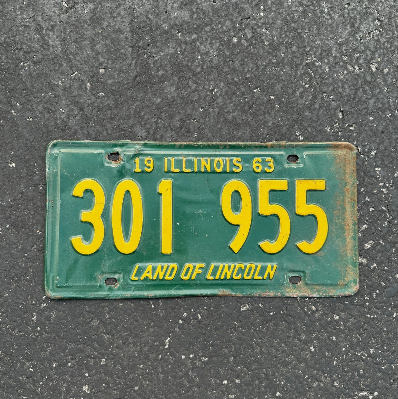 Photo of a 1963 Illinois License Plate Auto Tag Garage Decor Vintage Deere Green 301 955