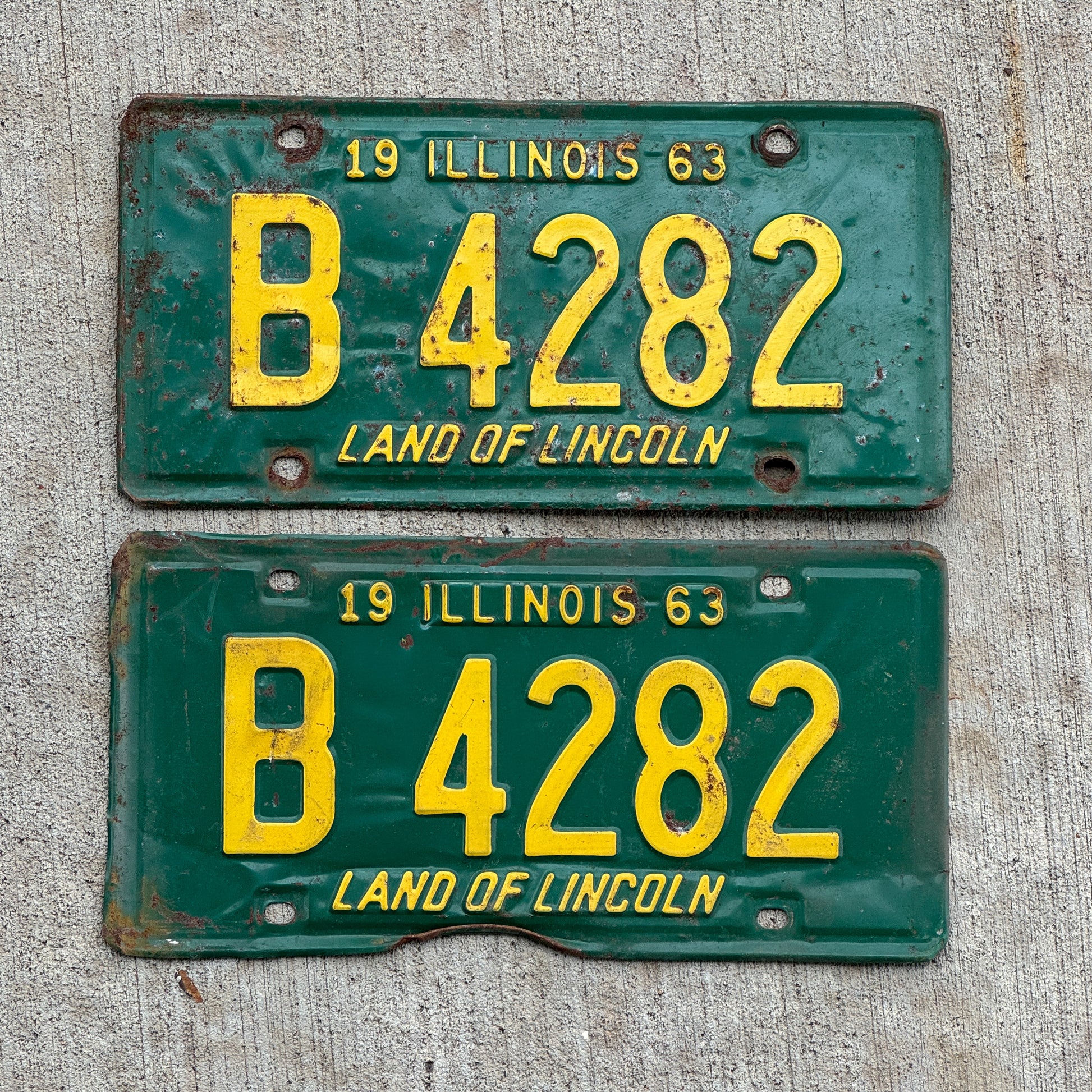 Photo of a 1963 Illinois Truck License Plate Pair Auto Tag Garage Decor Vintage B 4282 with original patina