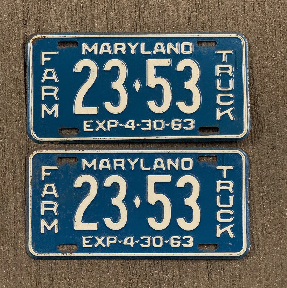 1963 Maryland Farm Truck License Plate Pair Auto Tag 2353