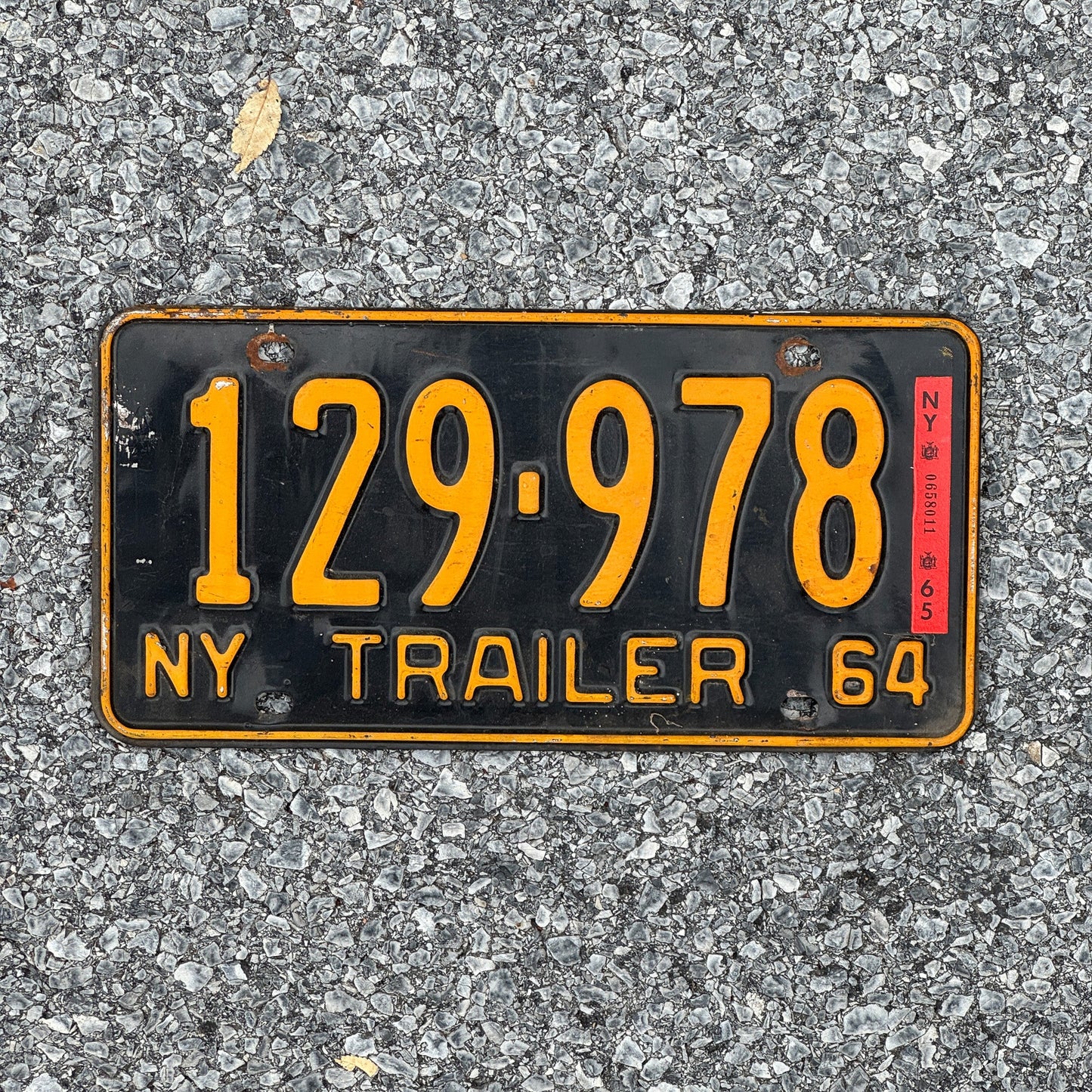 Photo of a 1964 1965 New York Trailer License Plate Auto Tag Garage Decor Vintage 129 978