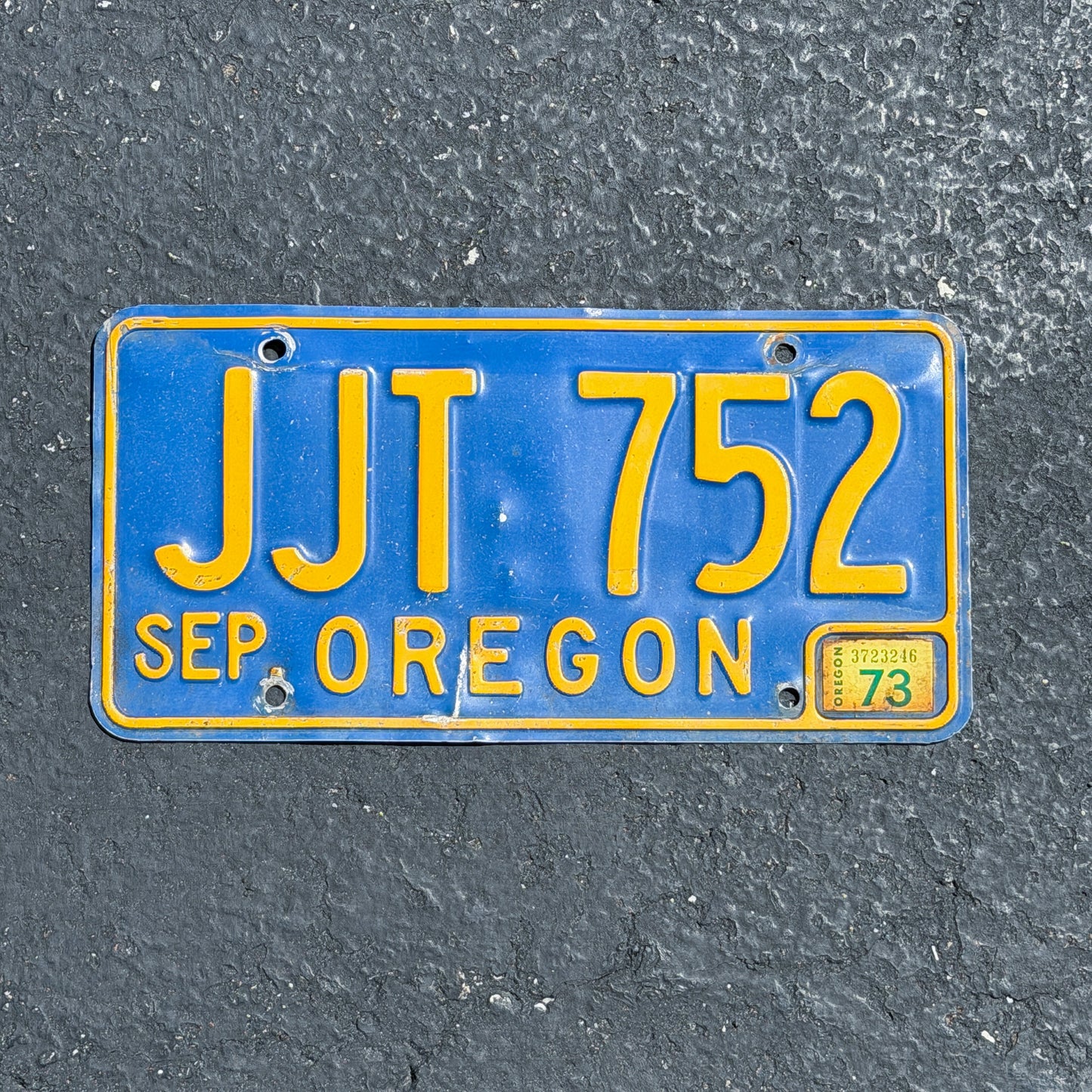 Photo of a 1964 1973 Oregon License Plate Auto Tag Garage Decor Vintage JJT 752 with original patina