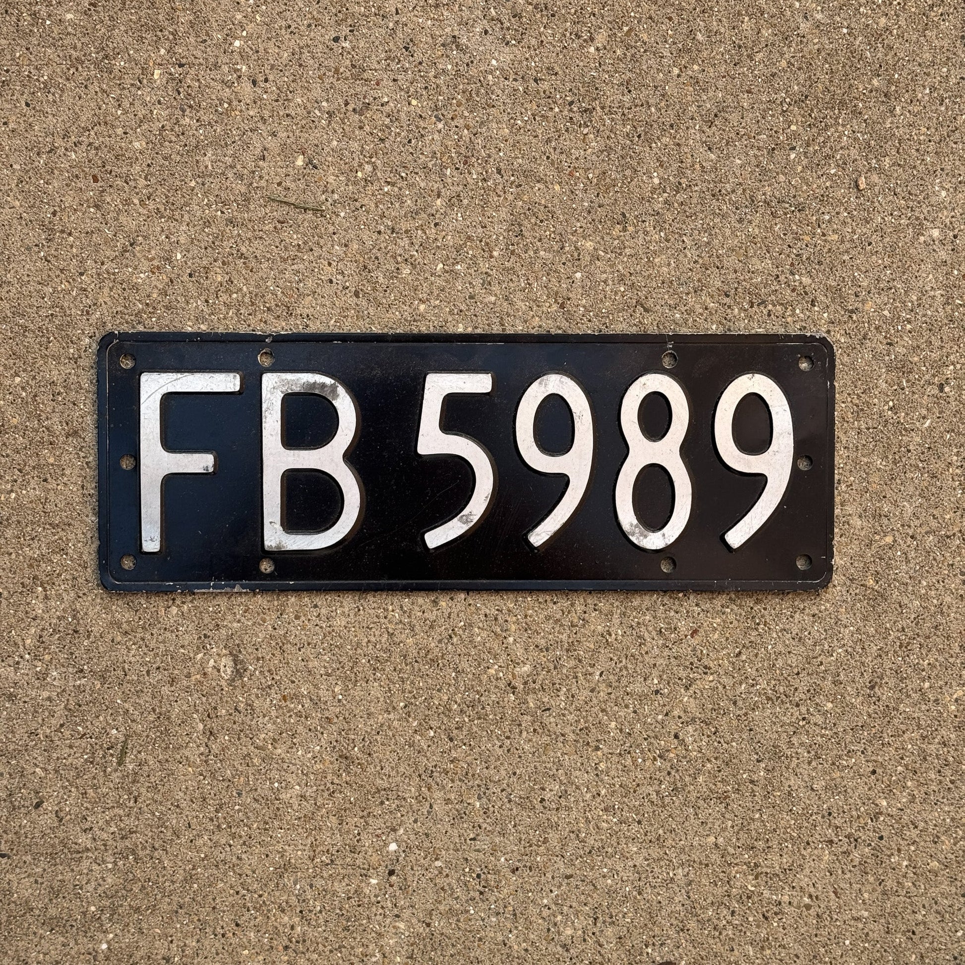 Photo of a 1964 1986 New Zealand License Plate Auto Tag Garage Decor Vintage FB 5989