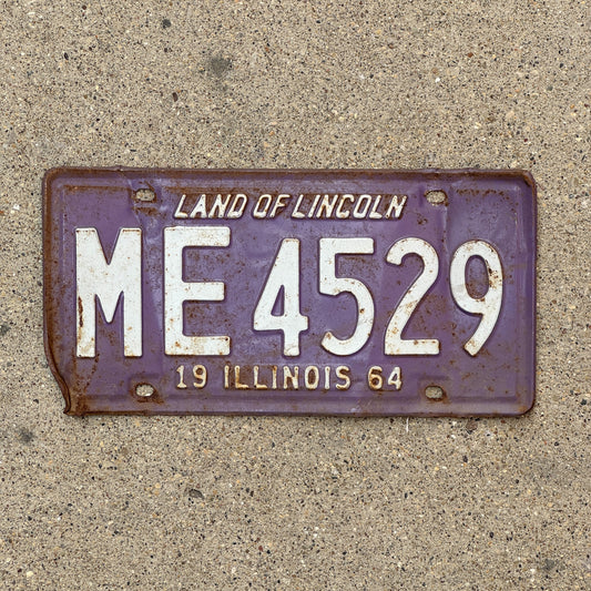 Photo of a 1964 Illinois License Plate Auto Tag Garage Decor Vintage Purple ME 4529 with original patina