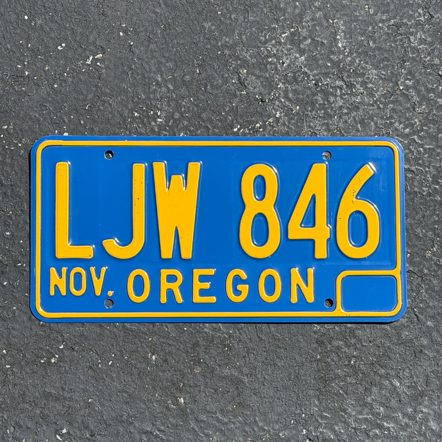 Photo of a 1964 Oregon License Plate Auto Tag Garage Decor Vintage LJW 846 with original patina