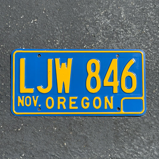 Photo of a 1964 Oregon License Plate Auto Tag Garage Decor Vintage LJW 846 with original patina
