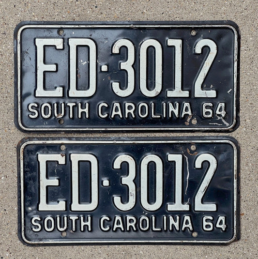 Photo of a 1964 South Carolina License Plate Pair Auto Tag Garage Decor Vintage ED 3012 with original patina