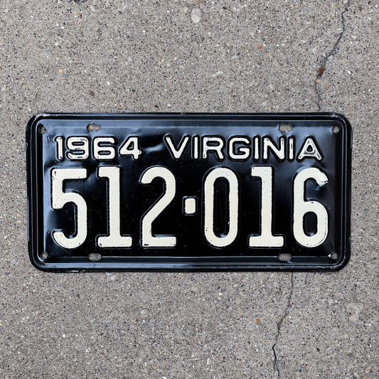 Photo of a 1964 Virginia License Plate Auto Tag Garage Decor Vintage 512 016 with original patina