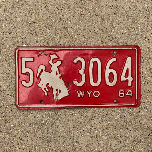 Photo of a 1964 Wyoming License Plate Auto Tag Garage Decor Vintage Horse 5 3064